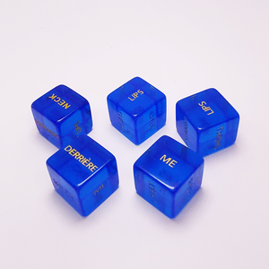 <span class=keywords><strong>Dados</strong></span> redondeados transparentes grabados personalizados al por mayor para juegos amor Sexual <span class=keywords><strong>dados</strong></span> de resina impresos de 16mm - Product Image 6