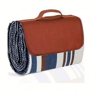 Manta de Picnic Personalizada con Logotipo, Extra Grande, Impermeable y Resistente a la Arena, para Playa, Camping y Césped - Product Image 1