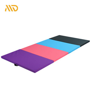 Tapis de <span class=keywords><strong>gymnastique</strong></span> pliants unisexes personnalisés, rembourrage mural et tapis de <span class=keywords><strong>gymnastique</strong></span> en mousse de protection intérieure et extérieure pour hommes et femmes - Product Image 3