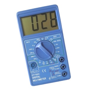 เครื่องวัดแรงดันไฟฟ้ากระแสสลับแบบดิจิตอล รุ่น DT700C จอแสดงผล 4 หลัก วัดได้สูงสุด 1000V/10A ความแม่นยำ 0.1 พร้อมระบบแจ้งเตือนแบตเตอรี่ต่ำ - Product Image 3