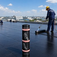 Rouleau d'étanchéité pour toiture, papier pétrolier, membrane d'étanchéité pour toiture