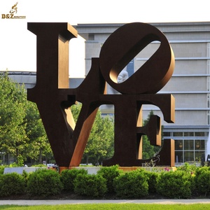 Grande sculpture de lettres d'amour en acier inoxydable personnalisée décoration carrée de ville en extérieur Art Design avec revêtement en métal