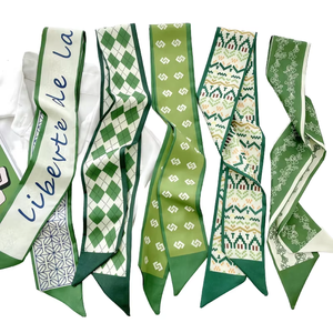 Sciarpe in <span class=keywords><strong>Pura</strong></span> <span class=keywords><strong>Seta</strong></span> <span class=keywords><strong>di</strong></span> Alta Qualità con Stampa Personalizzata alla Moda per Donne - Product Image 1