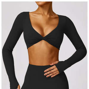Heiße neue benutzer definierte Logo Langarm Yoga Wear Quick Dry Skinny Gym Anzug Twist Gym Fitness Top & Biker Shorts Sport Wear Set Frau - Product Image 4