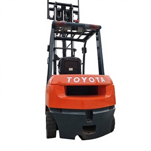 Chariot élévateur d'occasion à bas prix, chariot élévateur Toyota de 3 tonnes, chariot élévateur d'occasion 4x4 Toyota FD30 diesel - Product Image 1