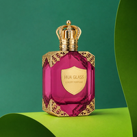 Flacon de parfum en verre octogonal multi-facettes personnalisé avec bouchon couronne orné de bijoux, ornement d'angle sculpté en or, logo OEM disponible