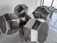 Machine de mélange octogonale de qualité alimentaire pour poudres et granulés, idéale pour les épices et assaisonnements LiangYi LT-T2000 50-2000kg/h