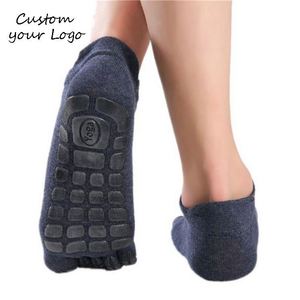 Retro Người Đàn Ông Của Năm Ngón Tay Kích Thước Lớn Cotton Ấm Không-Trượt Vớ Tùy Chỉnh Grip Phòng Tập Thể Dục Tập Thể Dục Vớ Chân - Product Image 1