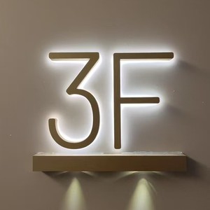 HFBH Lettere Luminose in Acrilico, Insegne LED Illuminate con Telecomando, Compatibilità Homekit, Impermeabili IPX7 per Uffici e Ospedali - Product Image 3