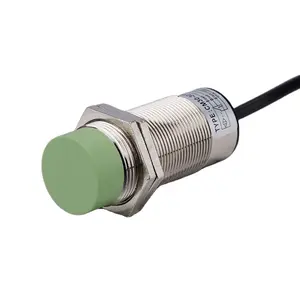 Fabrika fiyat NC olmayan gömme tipi kapasitif sensör NO NC PNP yaklaşım anahtarı 0-15mm algılama mesafesi anahtarı