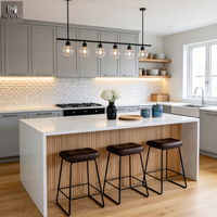 Meubles de cuisine sur mesure style scandinave Shaker, îlot en bois gris tourterelle à lattes, unités de garde-manger modulaires, conception personnalisée pour maison au Royaume-Uni