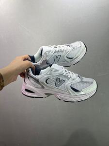 รองเท้าเดินหรูหราดีไซน์ใหม่ประจำฤดูใบไม้ผลิปี 2026 รองเท้าบาสเก็ตบอลแบบสวมพร้อมเชือกผูกแบบกำหนดเอง วัสดุตาข่ายหนาพร้อมระบบรองรับแรงกระแทก - Product Image 4