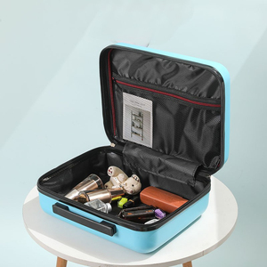 <span class=keywords><strong>Bolsa</strong></span> de maquillaje para <span class=keywords><strong>mujer</strong></span> de alta calidad, estuche cosmético de carcasa dura con logotipo personalizado con cierre de cremallera, Material de PC ABS de moda para viajes - Product Image 5