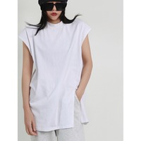 Nouveau débardeur sans manches en pur coton à col montant et fente latérale, style coréen minimaliste, coupe ample, pour superposition, collection été 2026