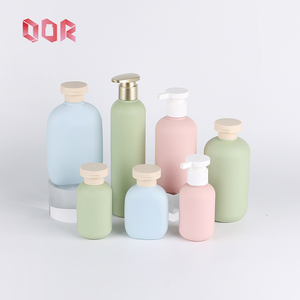 ขวดปั๊มพลาสติก HDPE แบบสัมผัสนุ่ม OEM ความจุ 200 มล. 500 มล. 850 มล. พร้อมงานขัดด้านสำหรับโลชั่นทาผิวและเจลอาบน้ำ - Product Image 3