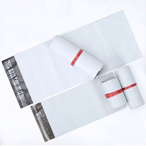 Sobre de Correo Urgente Impermeable Personalizado, Autoadhesivo, de Poliéster Blanco Resistente, con Protección para Paquetes Postales - Product Image 4