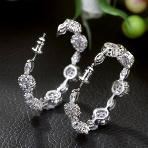 HIBRIDE Neu Runde Form Zirkonia Creolen Weiße Farbe Ohrringe Für Frauen Party Geschenk Boucle d'oreille E-544 - Product Image 2