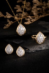 Collier pendentif personnalisé en or jaune massif 14 carats avec diamant de laboratoire taille poire de 1,03 ct |   Diamant solitaire de laboratoire taille poire - Product Image 6