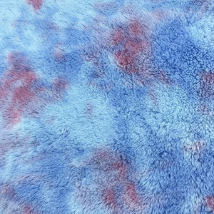 Fábrica Kingcason, venta al por mayor, diseños populares secos, tela de lana de piel sintética de conejo con estampado Tie Dye amigable con la piel cálida para juguetes - Product Image 6