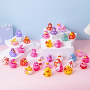Serie del Día <span class=keywords><strong>de</strong></span> San Valentín lote impreso personalizado PVC goma pato en forma <span class=keywords><strong>de</strong></span> bañera juguetes <span class=keywords><strong>de</strong></span> baño con diseños <span class=keywords><strong>de</strong></span> patrones - Product Image 5