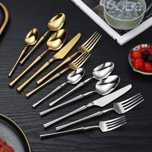 Cuchillo y Tenedor de Metal de Lujo Creativos Chaodeli, Diseño Sólido para Filetes, Ideales para Fiestas, Característica Sostenible - Product Image 2