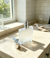 Flacon de parfum de luxe en verre carré plat de 28 ml avec capuchon pulvérisateur argenté, flacon vide pour parfum de marque