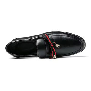 Chaussures habillées de luxe brodées de style italien pour hommes, en cuir véritable, à enfiler, type Oxford, fabriquées à la main, avec embout en acier, collection automne - Product Image 3