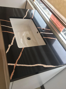 Dalles modernes de quartz noir Calacatta de haute qualité Grands comptoirs de cuisine en pierre artificielle Plateaux de table de villa Mur de qualité supérieure - Product Image 4