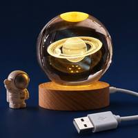Venta al por Mayor de Fábrica, Bola de Cristal K9, Grabado Láser Personalizado, Diseño de Logotipo 3D con Base de Madera para Lámpara