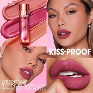 Rossetto Impermeabile Opaco o Lucido con Design Marmorizzato, Sconto Speciale, Vendita all'Ingrosso, Nuovo Prodotto Kiss O.two.o - Product Image 4