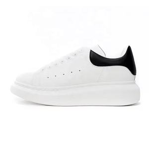 Scarpe di Lusso di Alta Qualità 2026, <span class=keywords><strong>Sneakers</strong></span> da <span class=keywords><strong>Uomo</strong></span> e Donna, Calzature Sportive Casual in <span class=keywords><strong>Vera</strong></span> <span class=keywords><strong>Pelle</strong></span> di Marca Famosa - Product Image 1