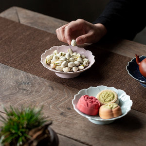 <b>Ceramic</b> Lotus Shaped <b>Plate</b> Porcelain Flower Design For Tea Snack Wedding Home Use Fruit Dessert Dish - Product Image 5