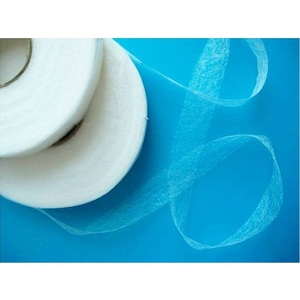 Rollo de fusión de doble cara Cinta de dobladillo Material PA adhesivo de fusión en caliente <span class=keywords><strong>web</strong></span> fusible no tejido con ancho de 10 a 3200mm - Product Image 1