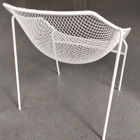 Chaise de jardin contemporaine en acier empilable, durable et de qualité, pour l'intérieur et l'extérieur, pour le bar et la salle à manger
