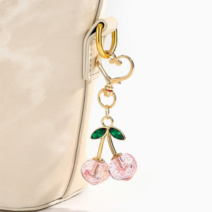 Porte-clés cerise 2026, breloques pour sacs à main, cadeaux pour femmes, cadeaux pour la fête des mères, accessoires pour fêtes cerise - Product Image 4