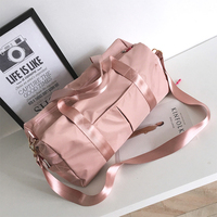 Sac fourre-tout en nylon imperméable de conception de femmes de gymnase de mode Bagages Duffle Sac de voyage avec le compartiment de chaussure