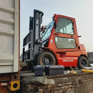 Truk Forklift Nissan Diesel Kinerja Tinggi Kabin Penuh