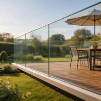 Balustrade de balcon en verre double film mince BIPV avec pince de base en U pour extérieur 320W 1200x1600mm