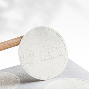 สติกเกอร์แบบกำหนดเอง สีเขียว สติกเกอร์แบบกำหนดเอง สีขาว โลโก้แบบนูน สติกเกอร์กระดาษมีพื้นผิว - Product Image 2