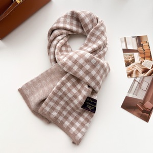 Nuevo estilo <span class=keywords><strong>Polo</strong></span> <span class=keywords><strong>Norte</strong></span> ocio todo-fósforo mezclado poliéster largo Plaid bufanda mujer invierno cálido cuello calentador secado rápido - Product Image 1