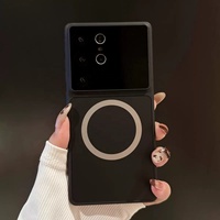 Étui de téléphone magnétique personnalisé en verre trempé mat pour iPhone Samsung Galaxy S26 Ultra A36 A37 A57 A17 Coque rigide en PC antichoc