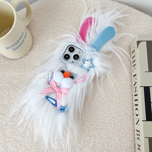 Monstruo peludo lindo y de dibujos animados en un teléfono celular DIY Shell peludo compatible con iPhone 14-15 Pro Max - Product Image 2