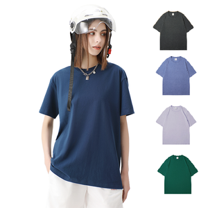 T-shirt simple à la mode 220GSM T-shirt 100% coton-Parfait pour les dames urbaines à porter en sortant - Product Image 4