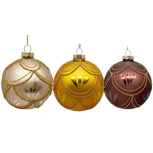 उच्च गुणवत्ता 3pcs अति सुंदर चित्रित ग्लास फांसी गहने Baubles क्रिसमस ट्री के लिए 8cm क्रिसमस गेंदों