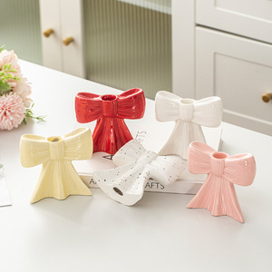 Vendita calda stile coreano nella classica ragazza con fiocco a cuore in ceramica per aromaterapia candelabro altalena con candela di <span class=keywords><strong>vetro</strong></span> transfrontaliera - Product Image 4