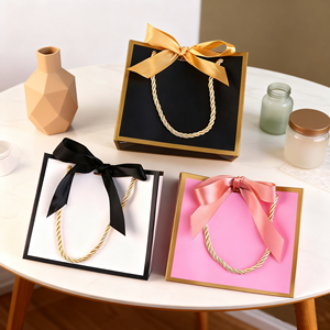 Sac en papier enduit directement du fabricant avec conception personnalisée gratuite, sac de shopping brillant pour utilisation en magasin de détail - Product Image 2