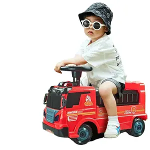Пожарная машина, которая может распылять воду с многофункциональным ящиком для хранения, детский пожарный автомобиль, игрушка для детей