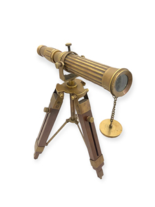 Télescope en laiton de 10 pouces avec trépied en bois, design inspiré d'un télescope nautique antique, accent optique maritime pour la maison - Product Image 3
