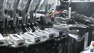 खेल के लिए पर्यावरण के अनुकूल जल-आधारित सक्रिय कार्बन एडसोरबेंड मोल्ड रिलीज एजेंट एकल-घनत्व सामग्री - Product Image 2