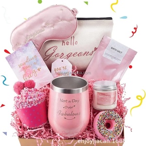 Set regalo per vacanze di lusso per Spa cesto rilassante personalizzato per la cura di sé personalizzato presto per i regali - Product Image 1